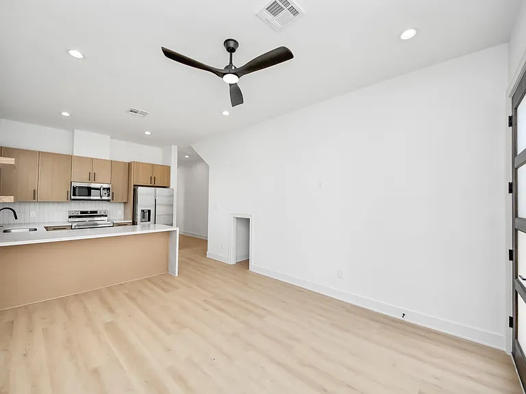 4607 Gunter St #A — Photo 6