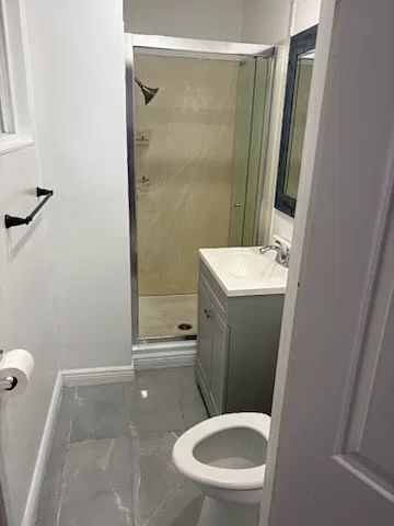 5 bed, 1900 sqft, $2,700 — Photo 1