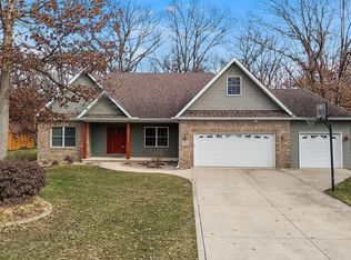 10485 Mattie Ln, Wheatfield, IN 46392