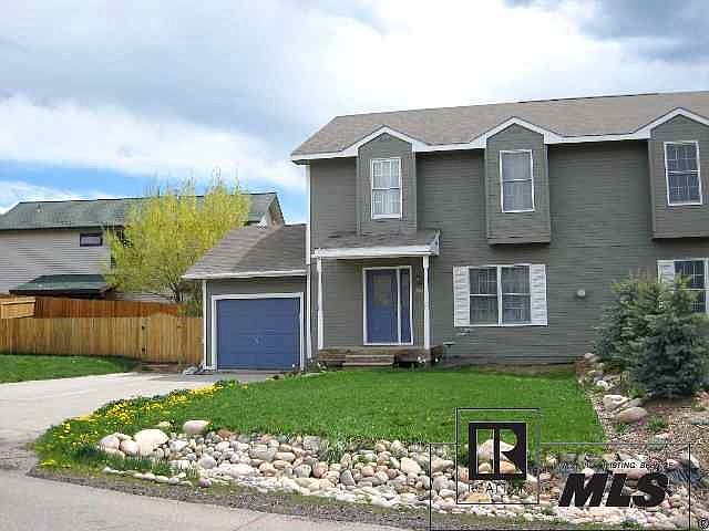 1st image of 323 Cherry Dr