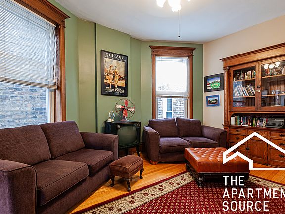 2nd image of 3222 N Sheffield Ave #3