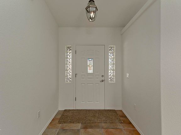 3rd image of 2260 Palo Verde Blvd N