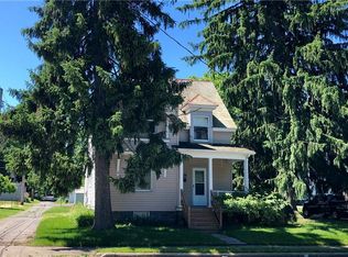 15 Duquesne St, Columbiana, OH 44408