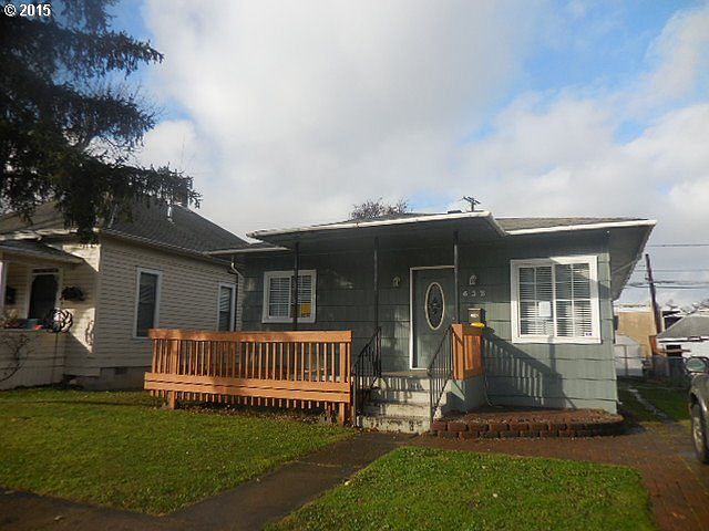 1st image of 632 SE Parrott St
