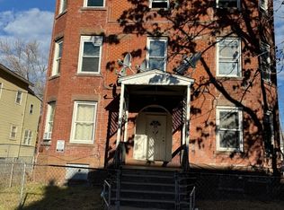 44 Bond St, Hartford, CT 06114