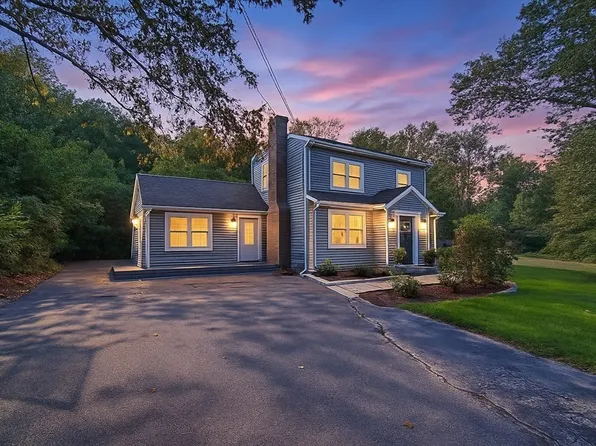 164 Astle St, Tewksbury, MA 01876