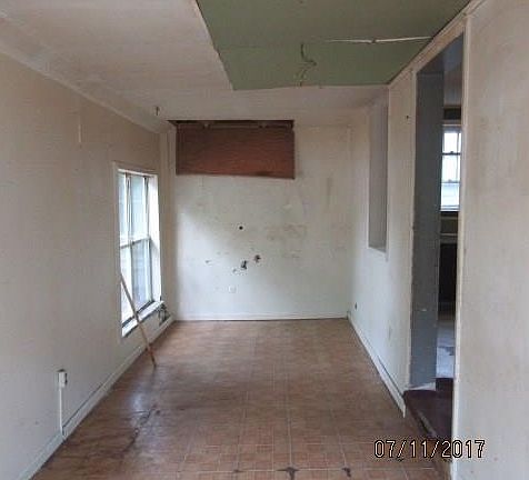 5th image of 511 Barnegat Ave