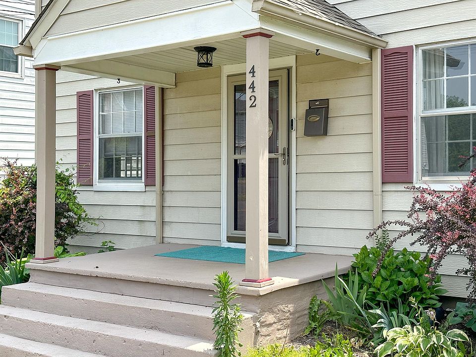 442 Florence Ave, Waynesboro, VA 22980 Zillow