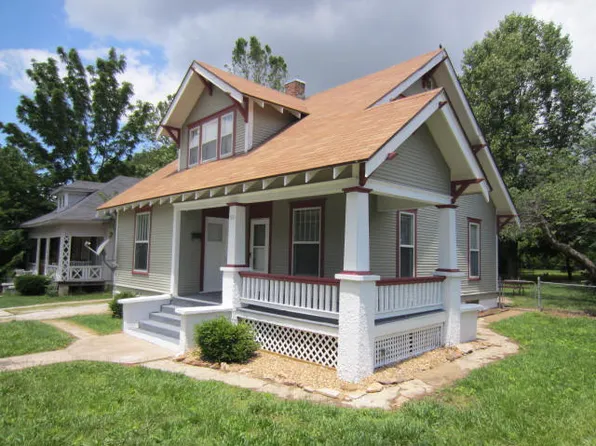 931 E Delmar St, Springfield, MO 65807