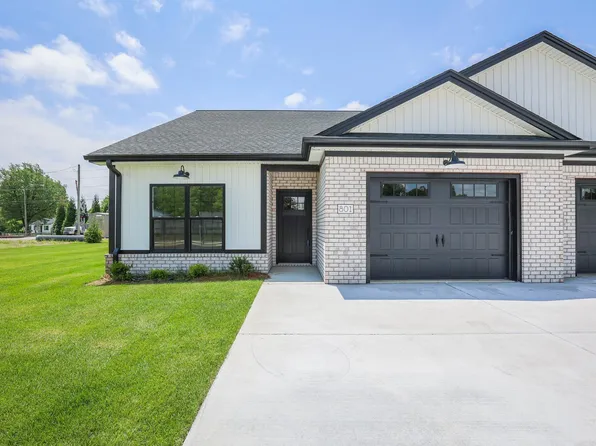 801 Violet Ct, Paducah, KY 42001