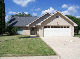 426 Rexine Dr, Alamo, TX 78516