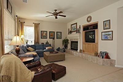 4th image of 317 Marie Ct