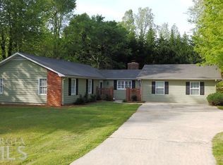 3615 Mitchell Lake Dr, Gainesville, GA 30506