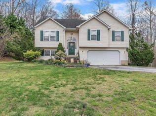 28972 Dandelion Dr, Mechanicsville, MD 20659