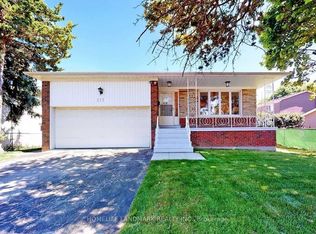 117 Clansman Blvd, Toronto, ON M2H 1Y2