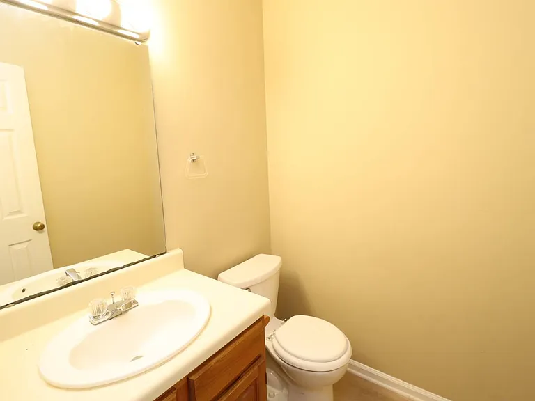 303A Hunter St — Photo 16