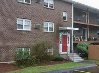 273 Boston Post Rd E APT 5, Marlborough, MA 01752