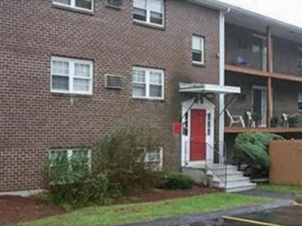 273 Boston Post Rd E APT 5, Marlborough, MA 01752