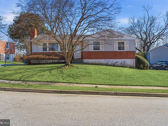 2nd image of 2109 Eastham Rd