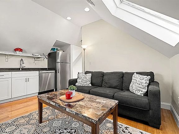 5th image of 2509 Massachusetts Ave #3