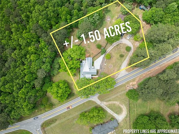 2nd image of 1519 New Hope Church Rd