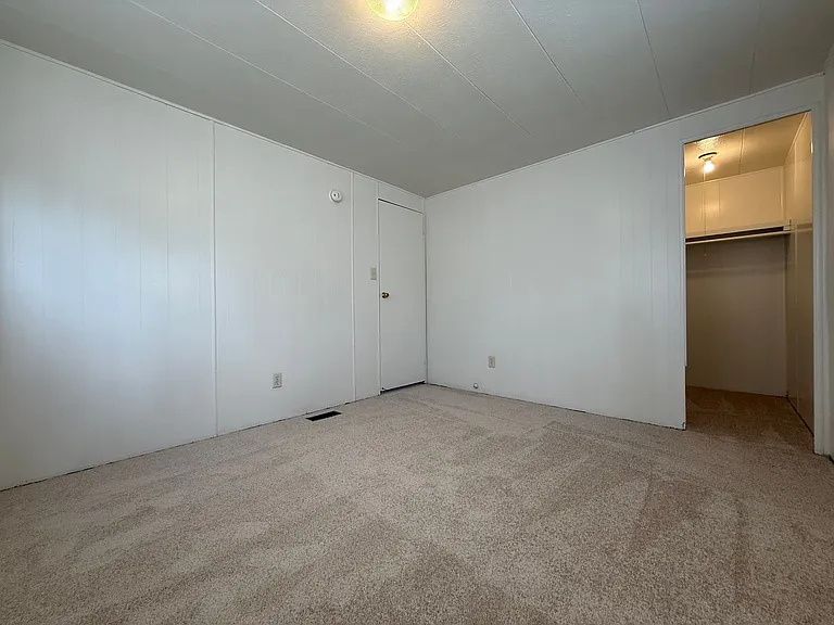 460 South St — Photo 18