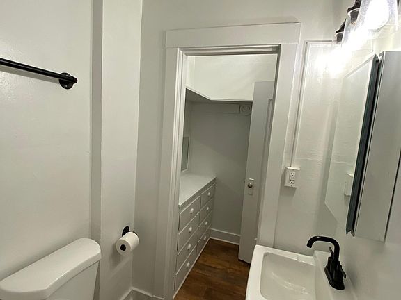 5th image of 1228 N St Suite 15