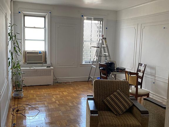3rd image of 2410 Kings Hwy APT 5F