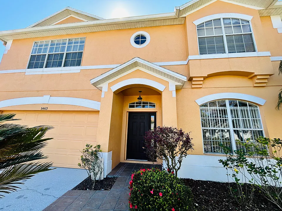 1463 Sunningdale Way