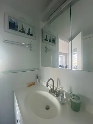 Rented by 212 Consulting Corp | media 34