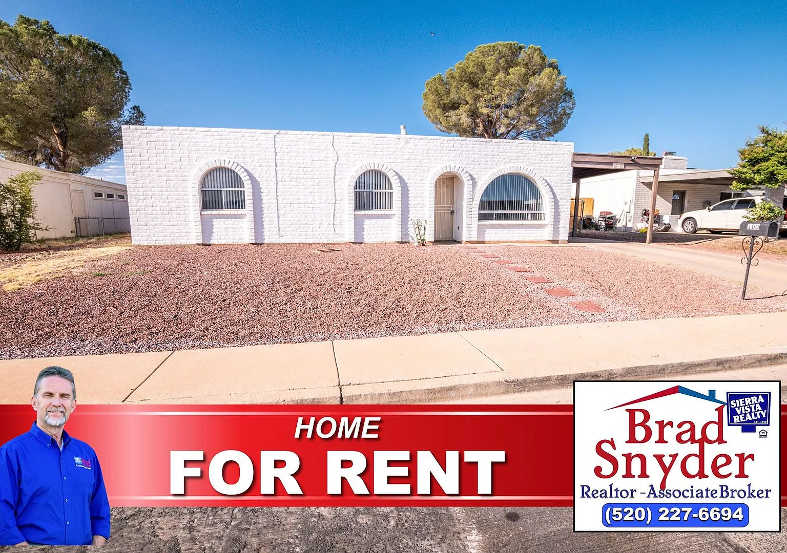 Charming Property Features 3 Bedrooms, 2 Baths, Central A/C!! — Photo 1