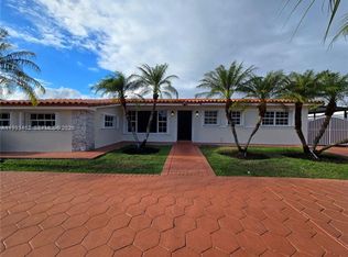 10475 SW 42nd Ter #0, Miami, FL 33165