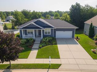 13805 Myrtle Dr, Dewitt, MI 48820