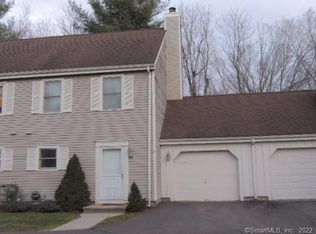 22 Old Towne Rd UNIT 22, Cheshire, CT 06410