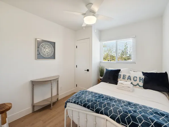 2138 Reed Ave, San Diego, CA 92109