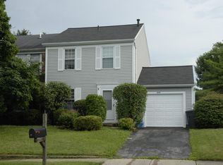 2117 Summit Row Blvd, Powell, OH 43065