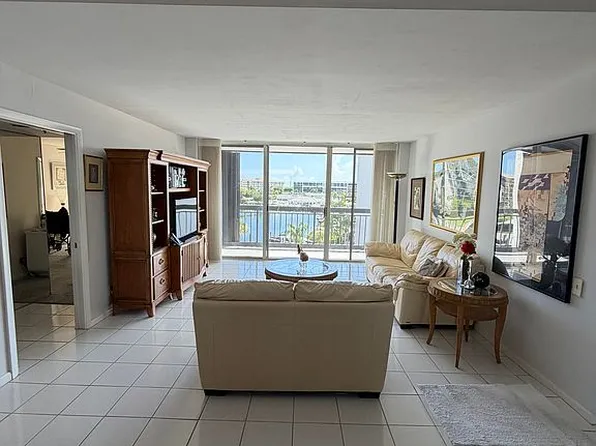 2697 N Ocean Blvd APT 503, Boca Raton, FL 33431