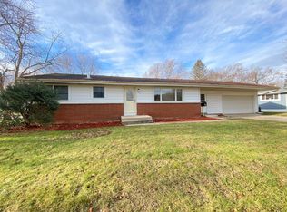 305 36th Ave NW, Rochester, MN 55901