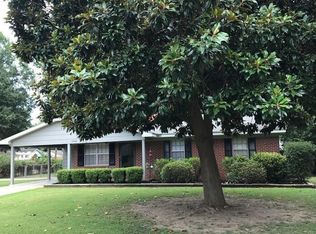 1545 N David Cir, Greenville, MS 38703