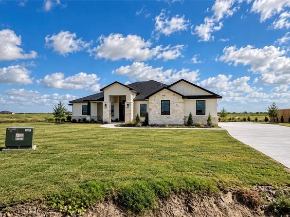 1453 Fenner Ranch Dr, Corpus Christi, TX 78415