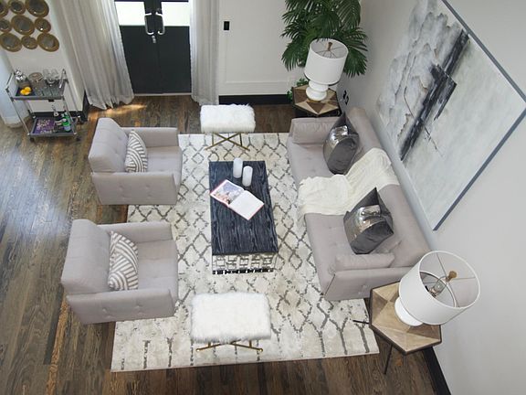 4th image of 849 S Broadway Ph 1
