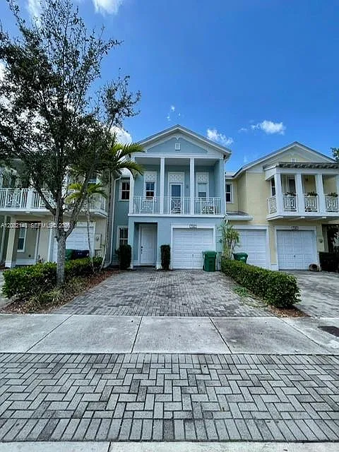 Reserve At Doral West — Photo 3