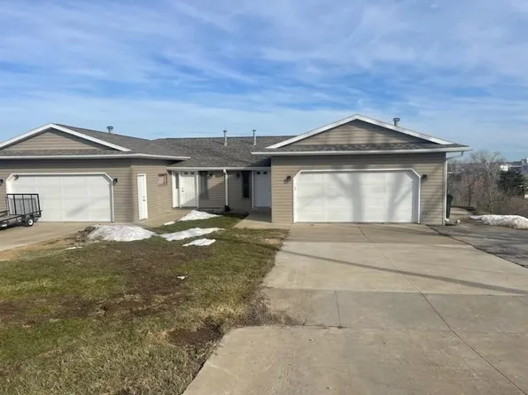 1651/1657 16th St NW, Cedar Rapids, IA 52405