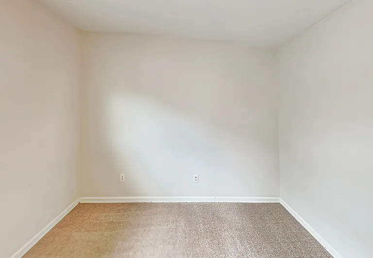 2902 Delcourt Dr — Photo 7