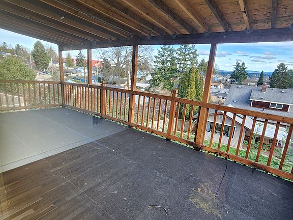 5th image of 8332 Beacon Ave S #C