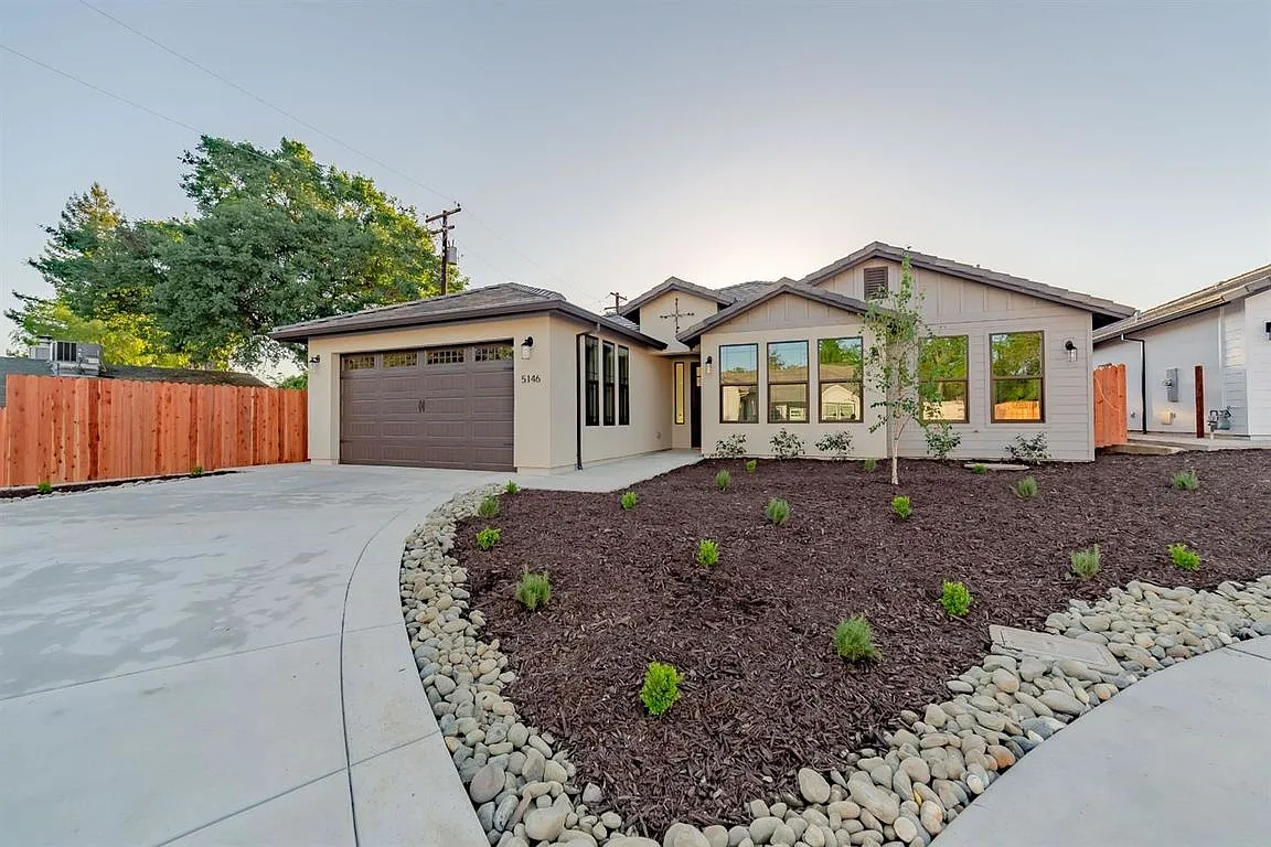 5146 N Sims Way photo 1