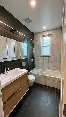 Rented by A Class Realty International | media 5