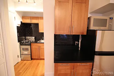 Rented by City Connections Realty