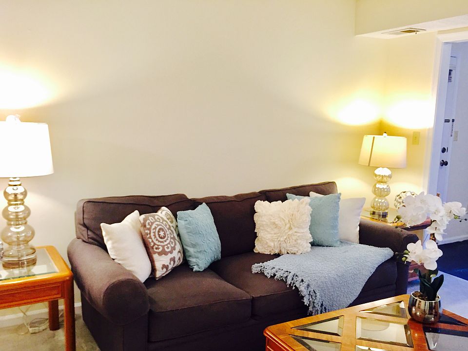 1st image of 2231 Hunters Glen Way