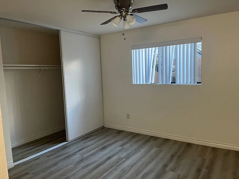 4467 McClintock St — Photo 14
